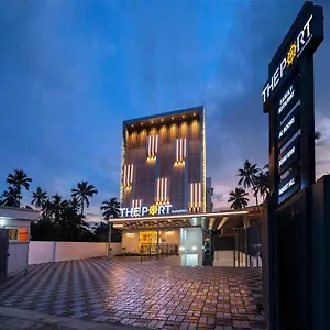 Hotel The Port By Jdaniels